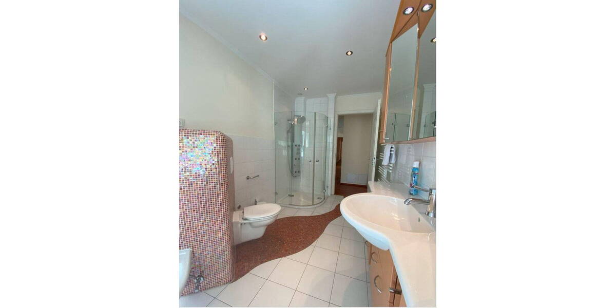 Mehrfamilienhaus, Wohnhaus Quickborn - 9 Zimmer, 352 m&sup2;, 1.849.000&euro; | Angebot:26331132