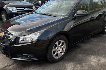 Chevrolet Cruze 122.800 km 4.990 &euro; Pinneberg 25421