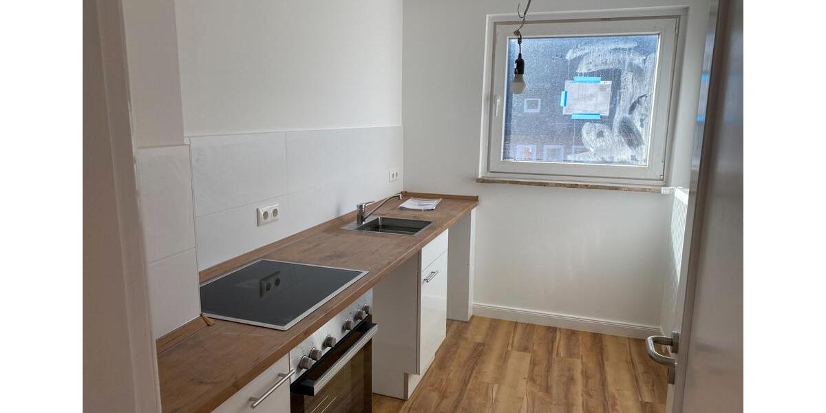 Dachgeschoßwohnung Hamburg Winterhude - 3.5 Zimmer, 82 m&sup2;, 1.485&euro; | Angebot:26381595