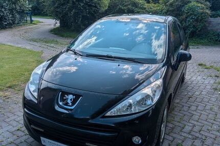 Peugeot 207 210.000 km 750 &euro; Beckdorf 21643