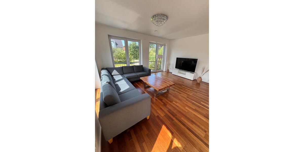 Etagenwohnung Hamburg Wandsbek - 5 Zimmer, 190 m&sup2;, 3.000&euro; | Angebot:26258753