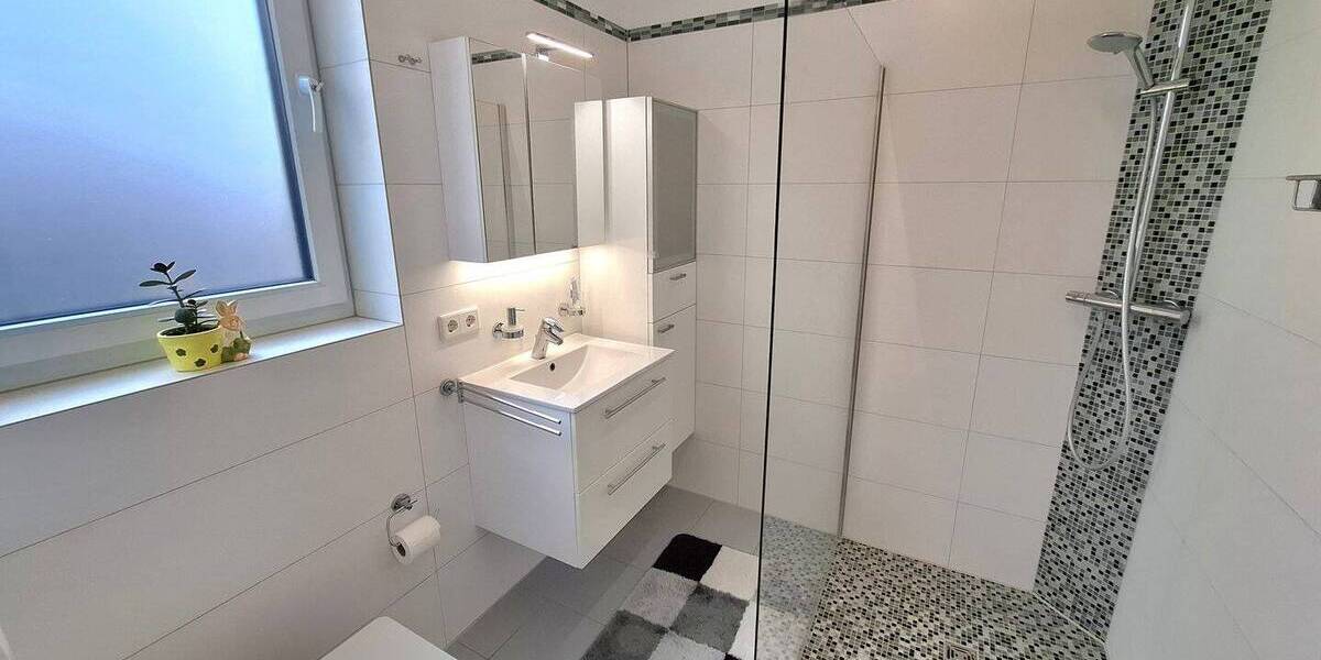 Doppelhaushälfte Wedel - 4 Zimmer, 147 m&sup2;, 745.000&euro; | Angebot:26313305