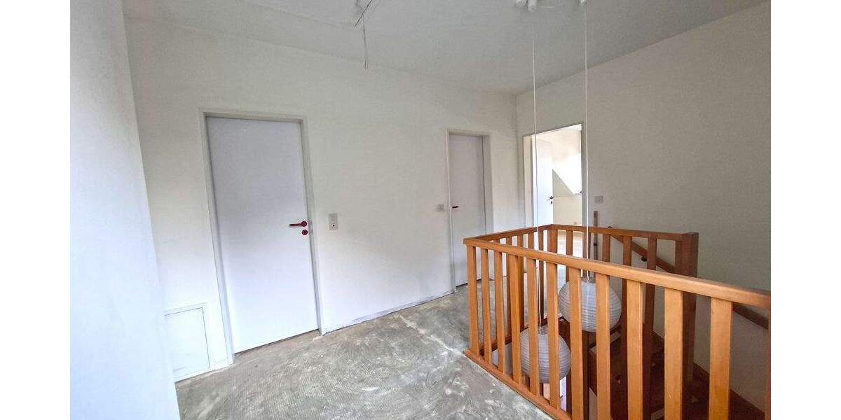 Doppelhaushälfte für die kleine Familie! 4 zimmer