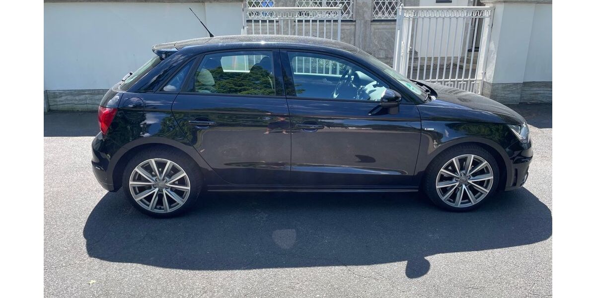 Audi A1 110.512 km 10.900 &euro; Hamburg 22605