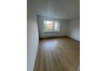 NEU Saniert, HH-Farmsen, 2,5 Zimmer Wohnung im 1.OG mit Balkon !Bitte beachten Sie unsere Fragen!