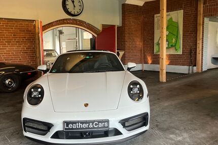 Porsche 992 15.993 km 158.992 &euro; Hasloh 25474