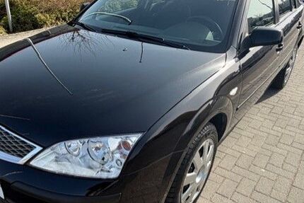 Ford Mondeo 120.000 km 4.500 &euro; Ahrensburg 22926