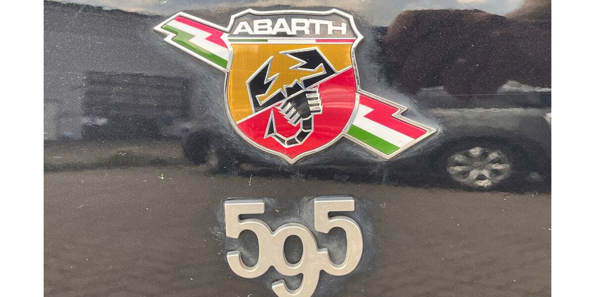 Abarth 595C 73.784 km 14.450 &euro; Henstedt-Ulzburg­­­ 24558