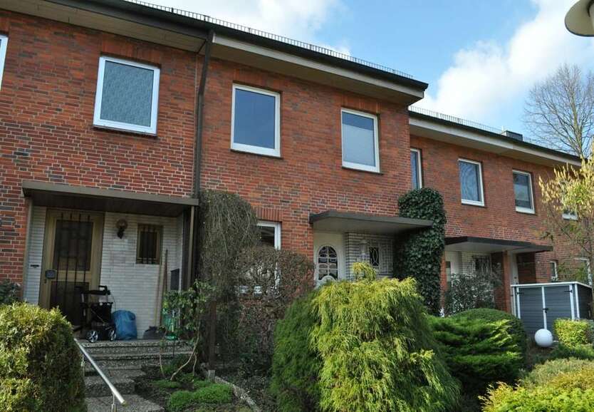 Haus zum Kaufen in Hamburg-Niendorf 359.000 € 75 m²