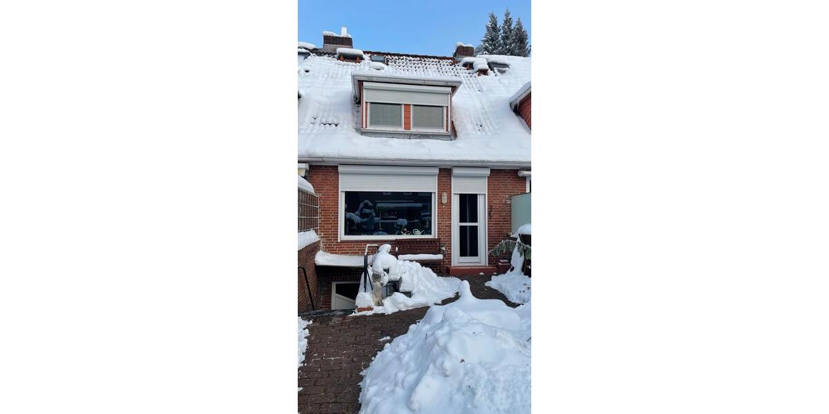 Reihenhaus Hamburg Langenhorn - 2.5 Zimmer, 63 m&sup2;, 310.000&euro; | Angebot:24728070