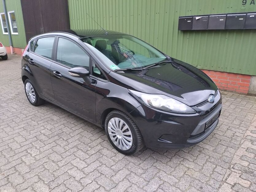 Ford Fiesta 217.926 km 2.250 € Elmenhorst 23869