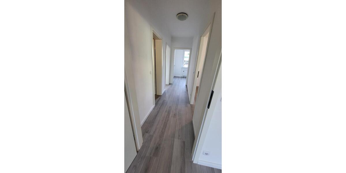 Hochparterre Pinneberg - 4 Zimmer, 88 m&sup2;, 199.900&euro; | Angebot:26927780