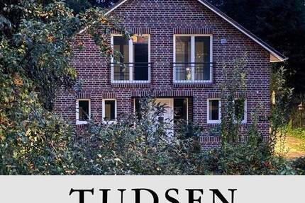 Haus Hamburg Volksdorf - 6 Zimmer, 161 m&sup2;, 1.475.000&euro; | Angebot:25250727