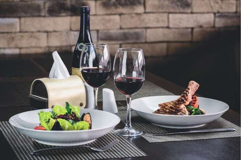 Gastronomie in Hamburg 1.750 € 136 m²