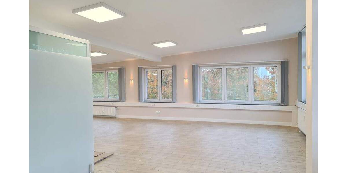 Gewerbeobjekt Seevetal Maschen - 2 Zimmer, 145 m&sup2;, 1.370&euro; | Angebot:25279245