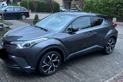 Toyota C-HR 109.000 km 14.000 € Hamburg 22143