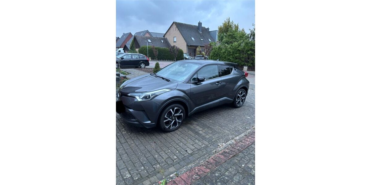 Toyota C-HR 109.000 km 14.000 € Hamburg 22143