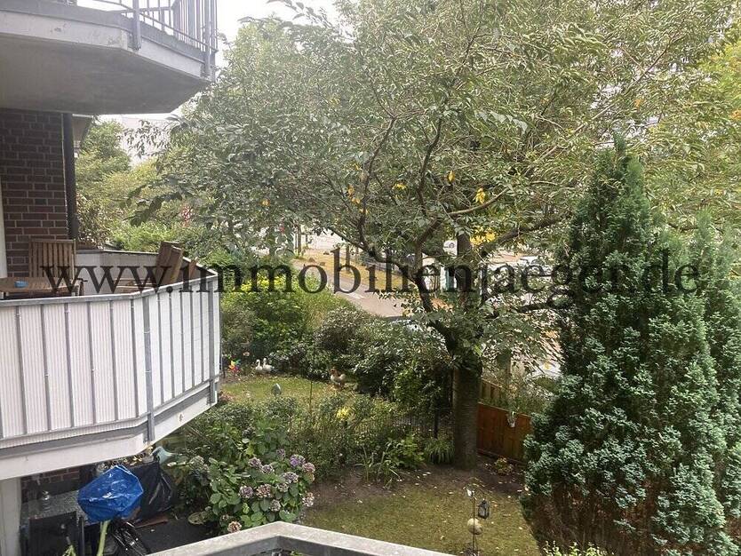Zw. EKZ Herold-Center - Willy-Brandt-Park - Charmante Wohnung mit Balkon - 1.OG - TG-Platz möglich