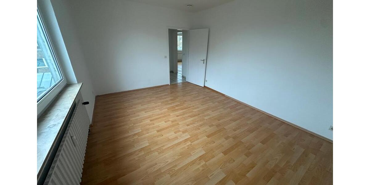 Etagenwohnung Pinneberg - 3 Zimmer, 66 m&sup2;, 166.000&euro; | Angebot:26787055