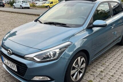 Hyundai i20 86.222 km 8.990 € Tornesch 25436