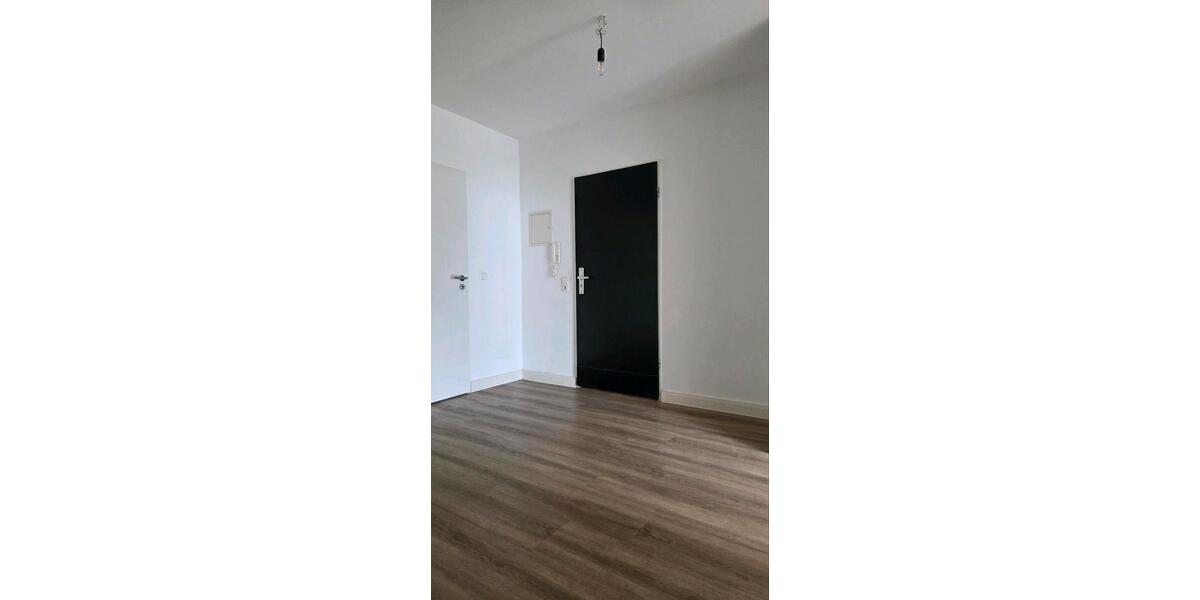 Hochparterre Hamburg Wandsbek - 2 Zimmer, 68 m&sup2;, 330.000&euro; | Angebot:27220360