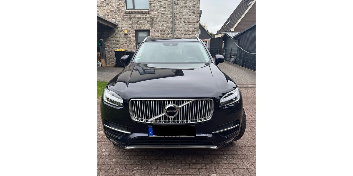 Volvo XC90 158.000 km 28.990 &euro; Wedel 22880