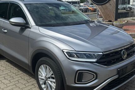 VW T-Roc 157.000 km 17.500 &euro; Winsen (Luhe) 21423