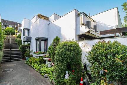 Wohnen im Erdgeschoss mit uneinsehbarer, großzügiger Terrasse und Garten 4 zimmer