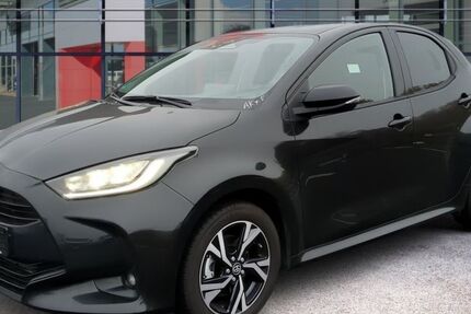 Toyota Yaris 16.672 km 22.990 € Halstenbek 25469