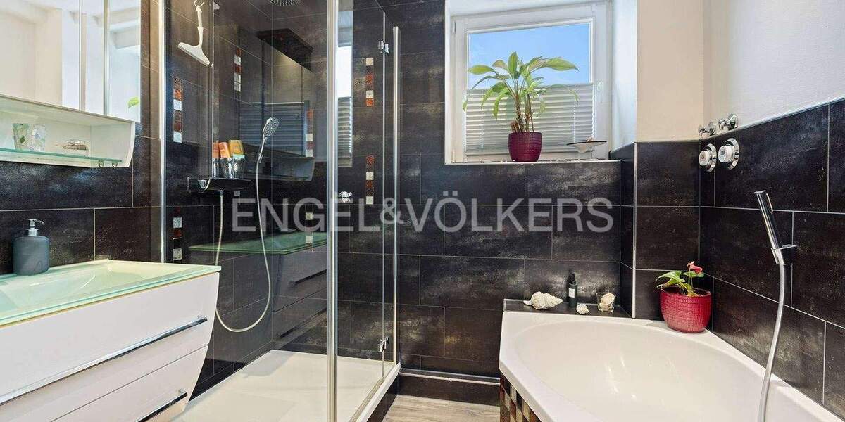 Etagenwohnung Norderstedt Garstedt - 4 Zimmer, 106 m&sup2;, 330.000&euro; | Angebot:25701927