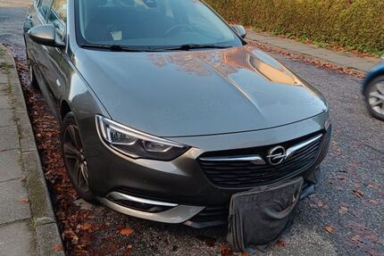Opel Insignia 74.000 km 13.850 € Hamburg 22459