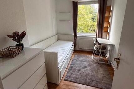 Wohnung Hamburg Wandsbek - 1 Zimmer, 8 m&sup2;, 600&euro; | Angebot:26397663