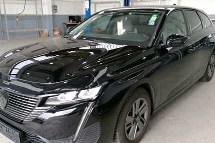 Peugeot 308 13.847 km 21.885 € Uetersen bei Hamburg 25436