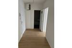 NEU Saniert, HH-Farmsen, 2,5 Zimmer Wohnung im 1.OG mit Balkon !Bitte beachten Sie unsere Fragen!