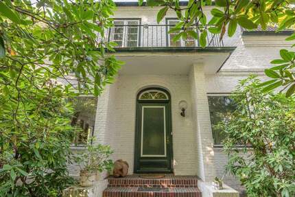 Haus Hamburg Osdorf - 8 Zimmer, 300 m&sup2;, 1.980.000&euro; | Angebot:25863245
