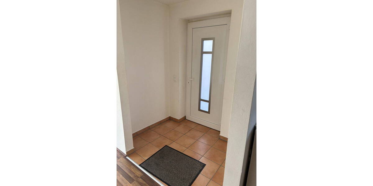 Etagenwohnung Hamburg Schnelsen - 3 Zimmer, 82 m&sup2;, 5.000&euro; | Angebot:26257617