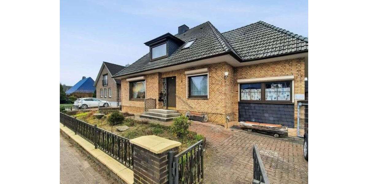 Haus zum Kaufen in Bargteheide 390.000 € 148.39 m² 5 zimmer