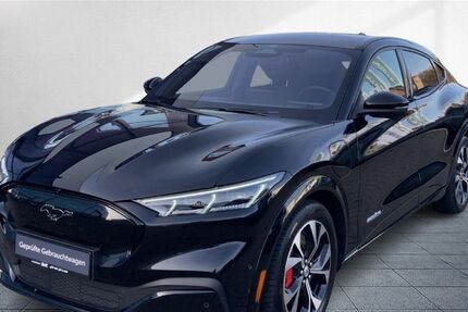 Ford Mustang Mach-E 28.000 km 34.980 € Buchholz 21244