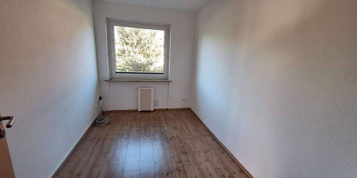 Etagenwohnung Bargfeld-Stegen Stegen - 4 Zimmer, 96 m&sup2;, 970&euro; | Angebot:26891923