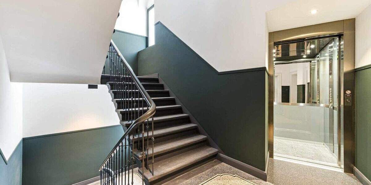 Altbaucharme trifft moderne Eleganz - Hochwertig modernisiert mit Aufzug und sehr guter Anbindung 3 zimmer