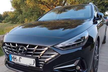 Hyundai i30 42.300 km 18.120 &euro; Hamburg 21031