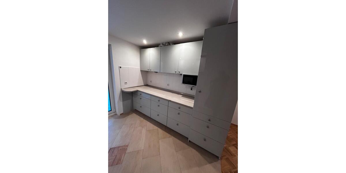 Komplett saniertes und renoviertes Doppelhaus zur Miete 4 zimmer