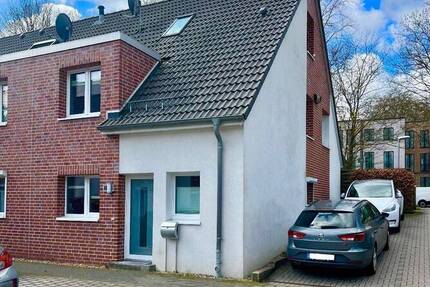 Haus Hamburg Hummelsbüttel - 5 Zimmer, 122 m&sup2;, 749.900&euro; | Angebot:26260671