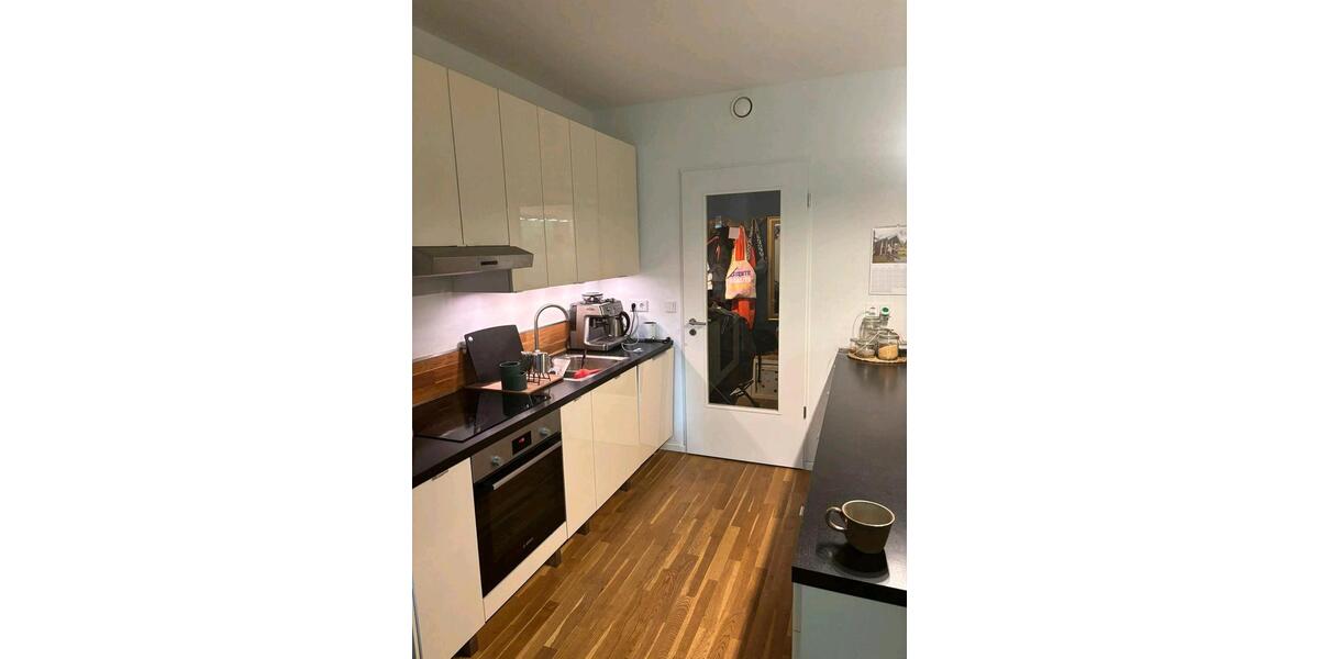 Etagenwohnung Hamburg Altona-Nord - 3 Zimmer, 90 m&sup2;, 1.500&euro; | Angebot:26164418