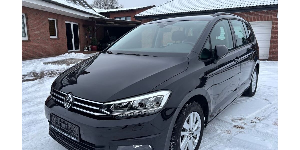 VW Touran 21.432 km 30.500 &euro; Braak 22145