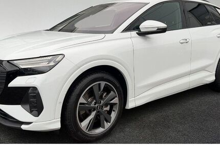 Audi Q4 e-tron 18.636 km 31.440 &euro; Hamburg 22529
