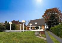 Ein Haus zum Ankommen und Bleiben - Familienidyll mit Pool und Sonnenterrasse in Rahlstedt