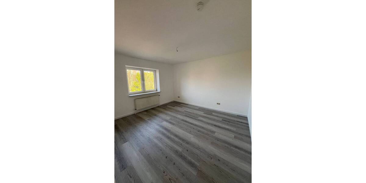 Etagenwohnung Grönwohld - 2 Zimmer, 68 m&sup2;, 915&euro; | Angebot:26170407