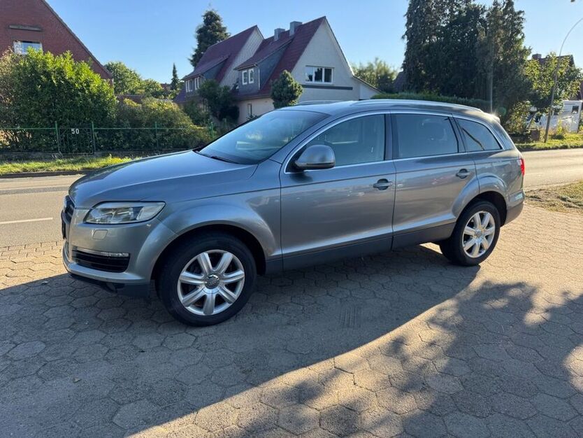 Q7