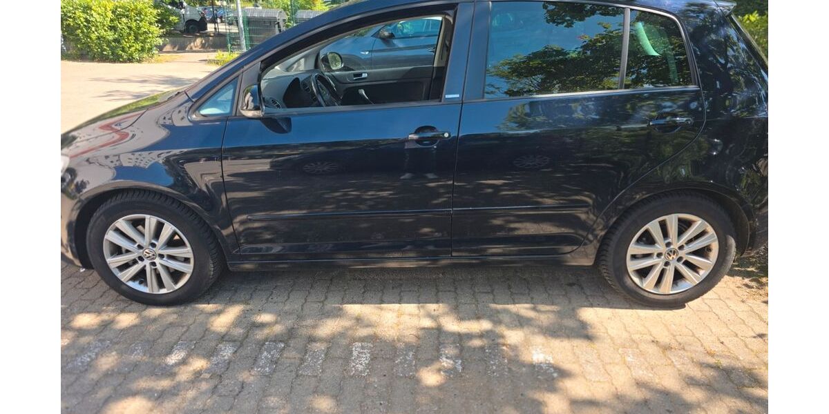 VW Golf Plus 232.000 km 3.800 &euro; hamburg 22047